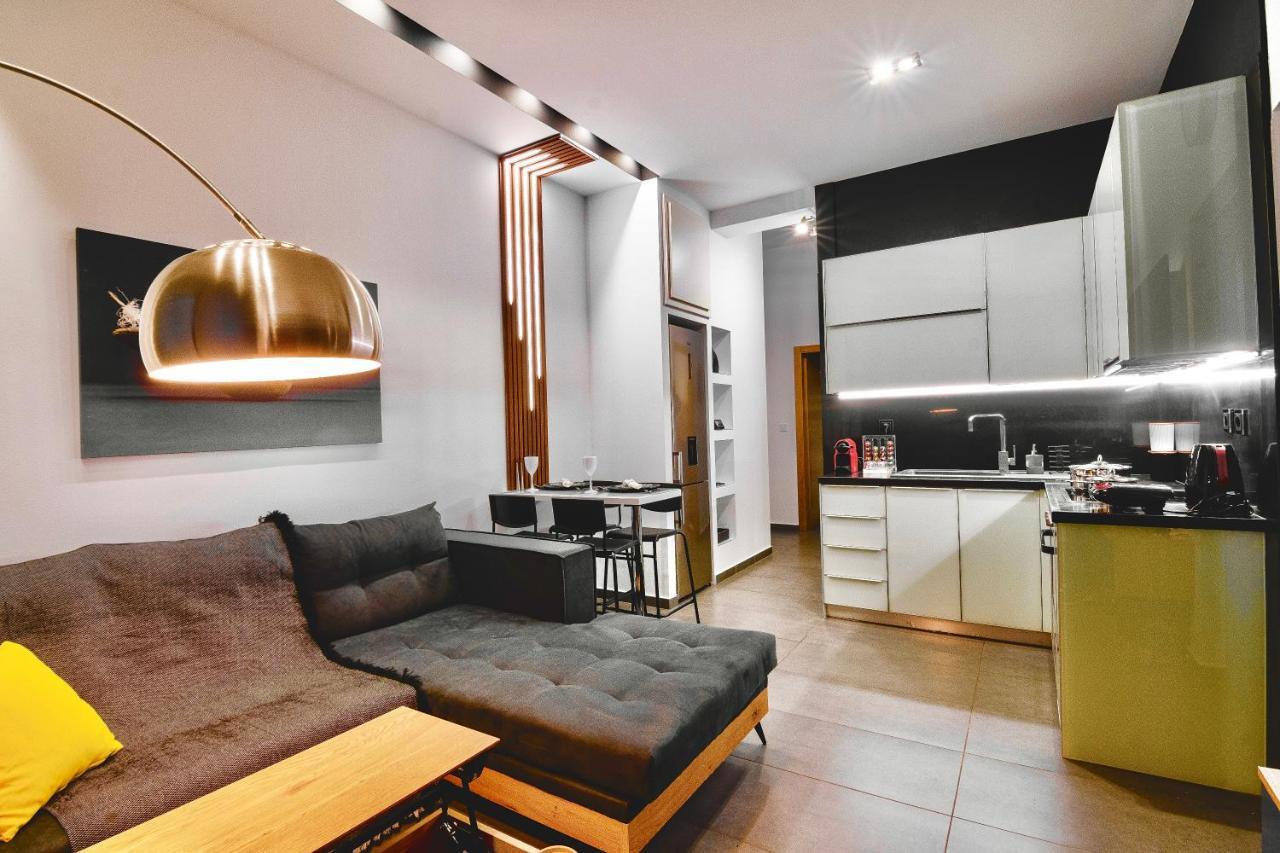Nisi Luxury Suites With Private Pool In Gouves Kato Gouves Εξωτερικό φωτογραφία